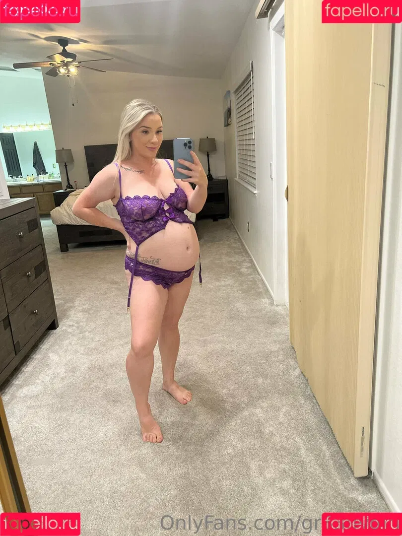 gr33dygirl Onlyfans Photo Gallery 