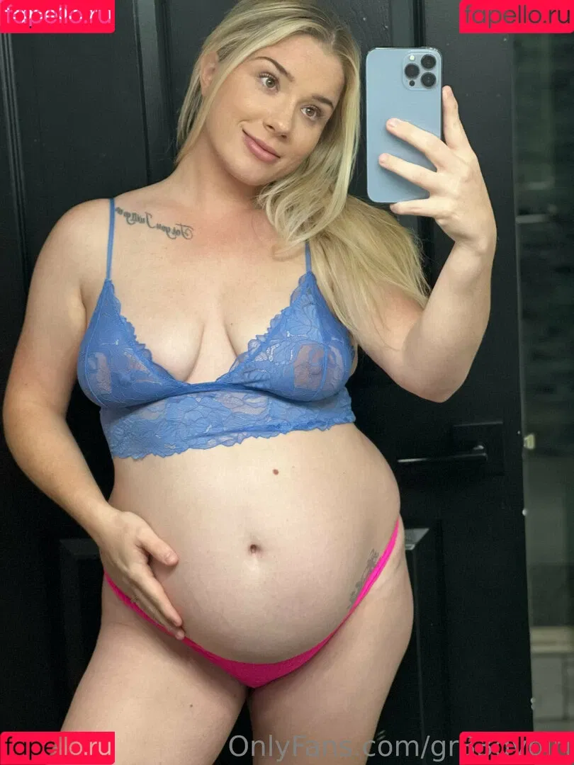 gr33dygirl Onlyfans Photo Gallery 