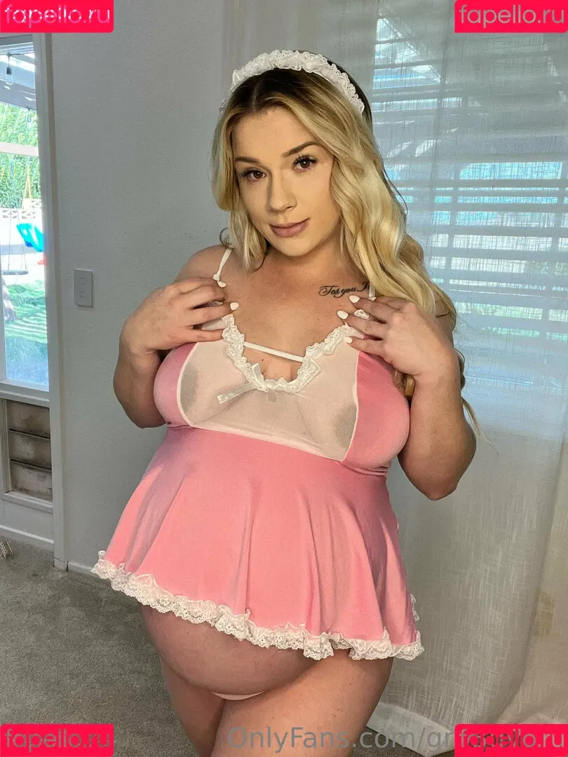 gr33dygirl Onlyfans Photo Gallery 