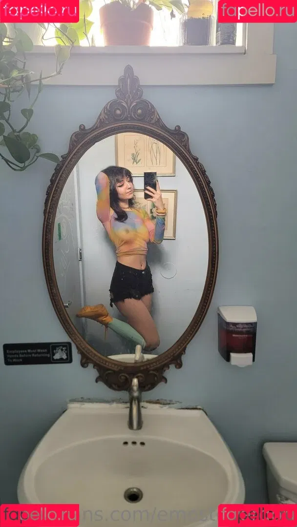 Emostonergorl Onlyfans Photo Gallery 