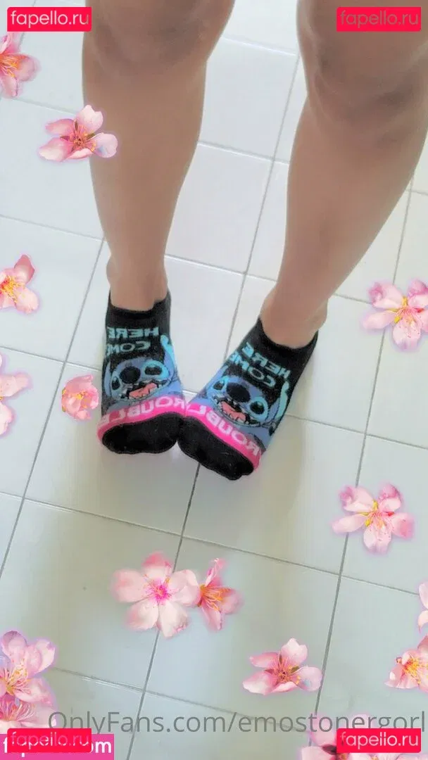 Emostonergorl Onlyfans Photo Gallery 