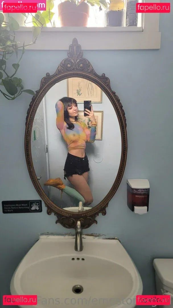 Emostonergorl Onlyfans Photo Gallery 