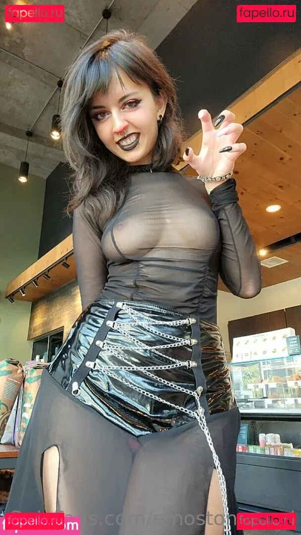 Emostonergorl Onlyfans Photo Gallery 