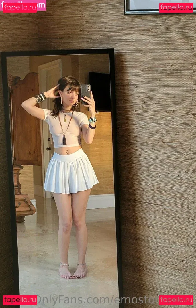 Emostonergorl Onlyfans Photo Gallery 