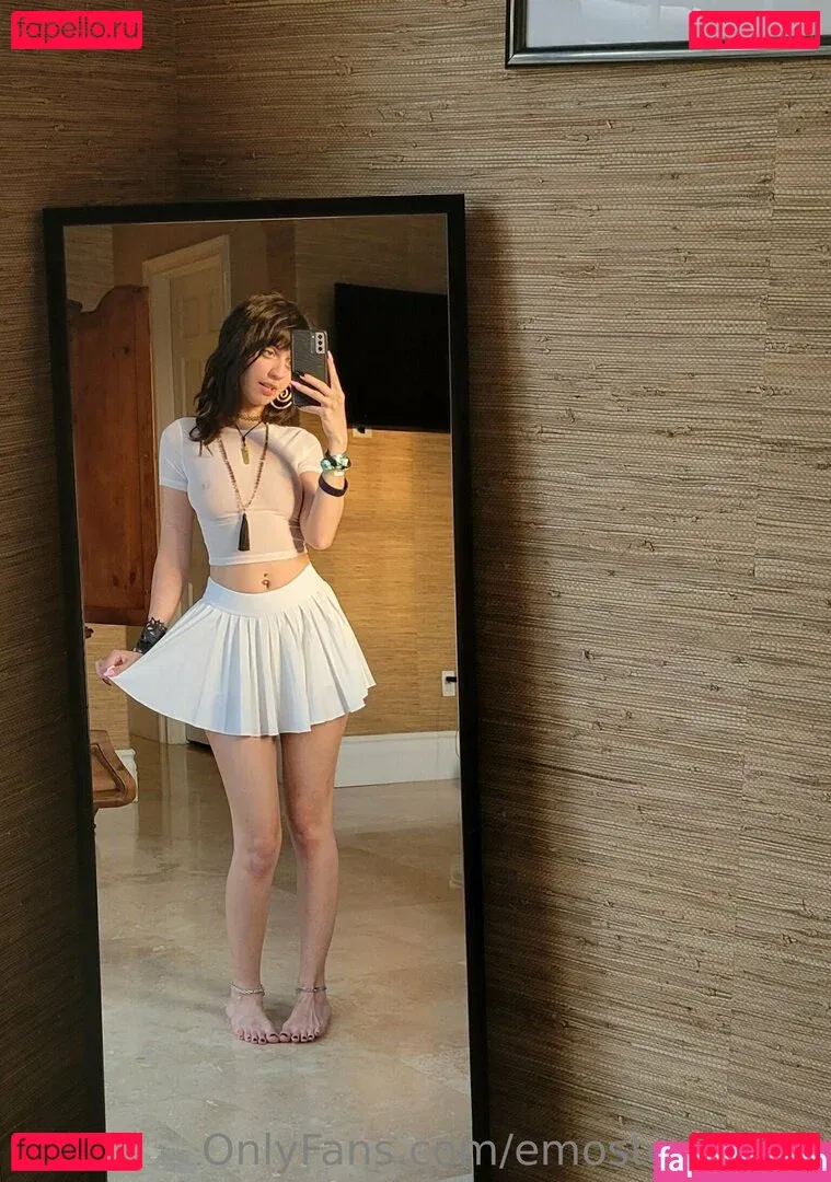 Emostonergorl Onlyfans Photo Gallery 