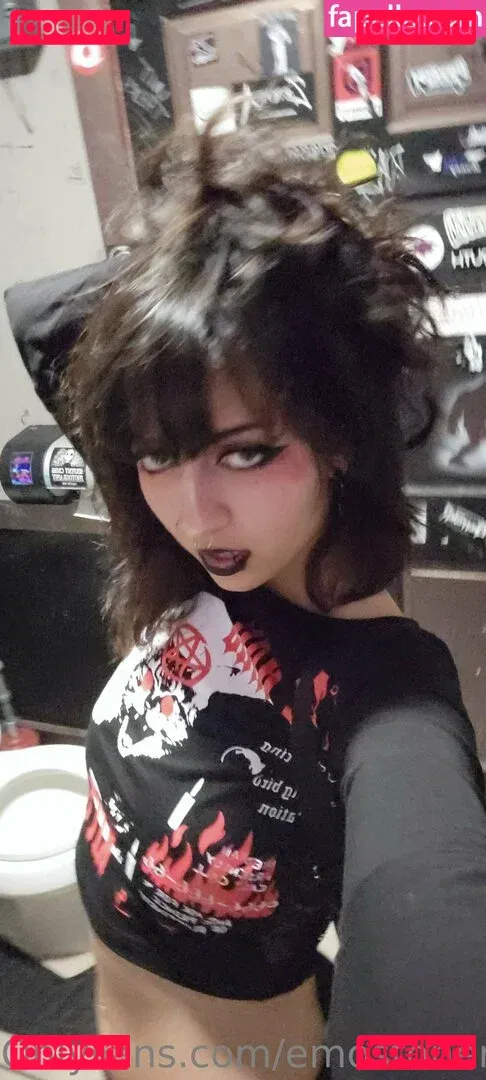 Emostonergorl Onlyfans Photo Gallery 