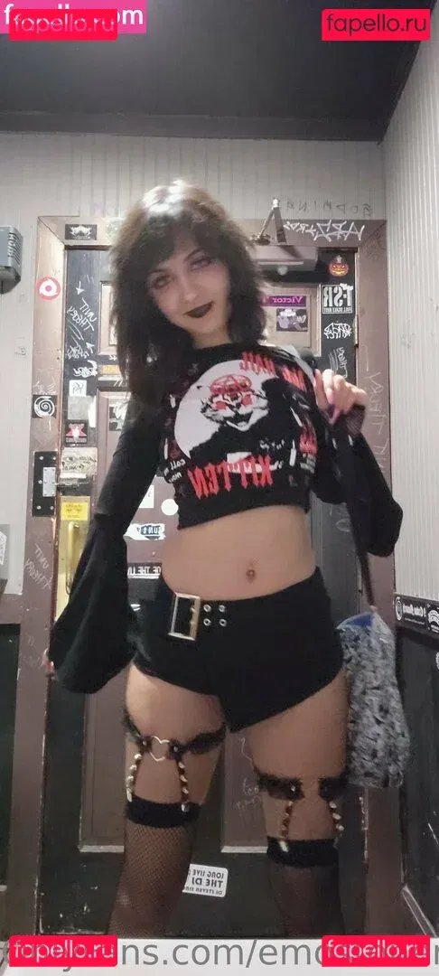 Emostonergorl Onlyfans Photo Gallery 