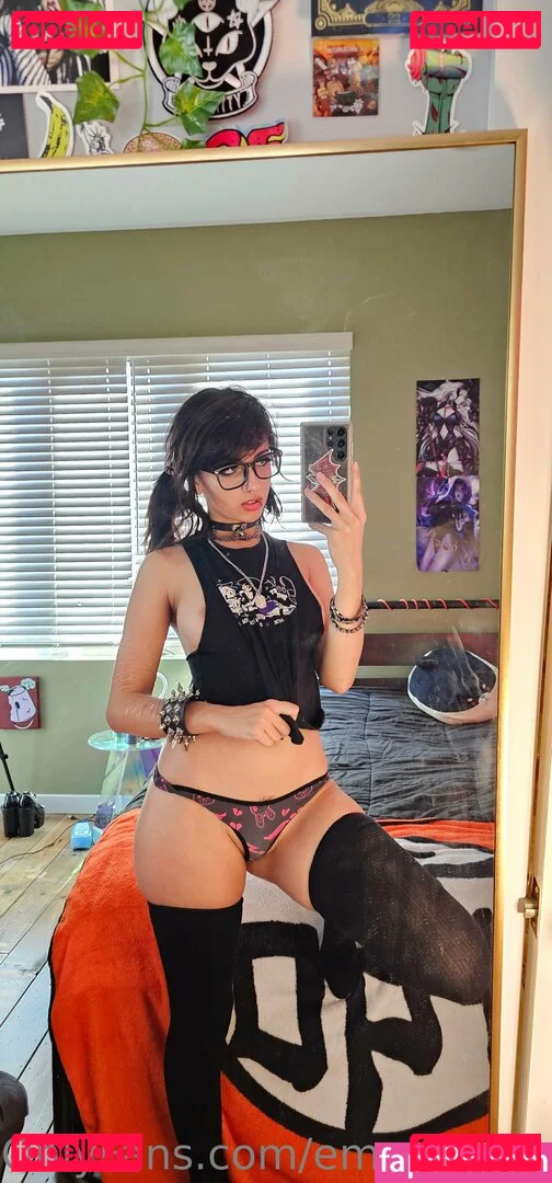 Emostonergorl Onlyfans Photo Gallery 