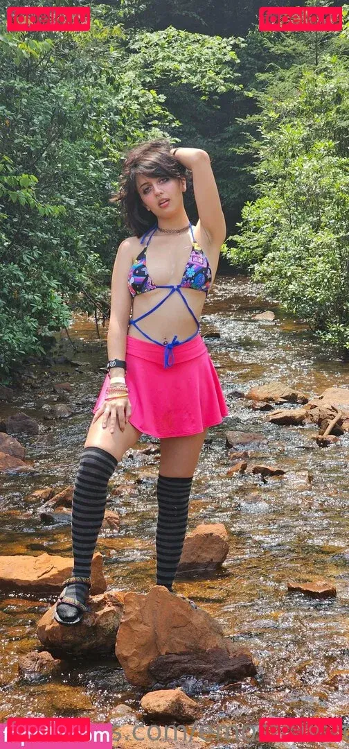 Emostonergorl Onlyfans Photo Gallery 