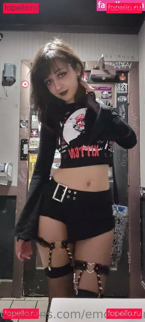 Emostonergorl Onlyfans Photo Gallery 