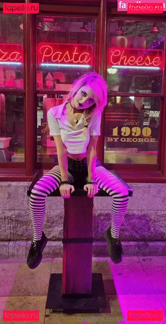 Emostonergorl Onlyfans Photo Gallery 