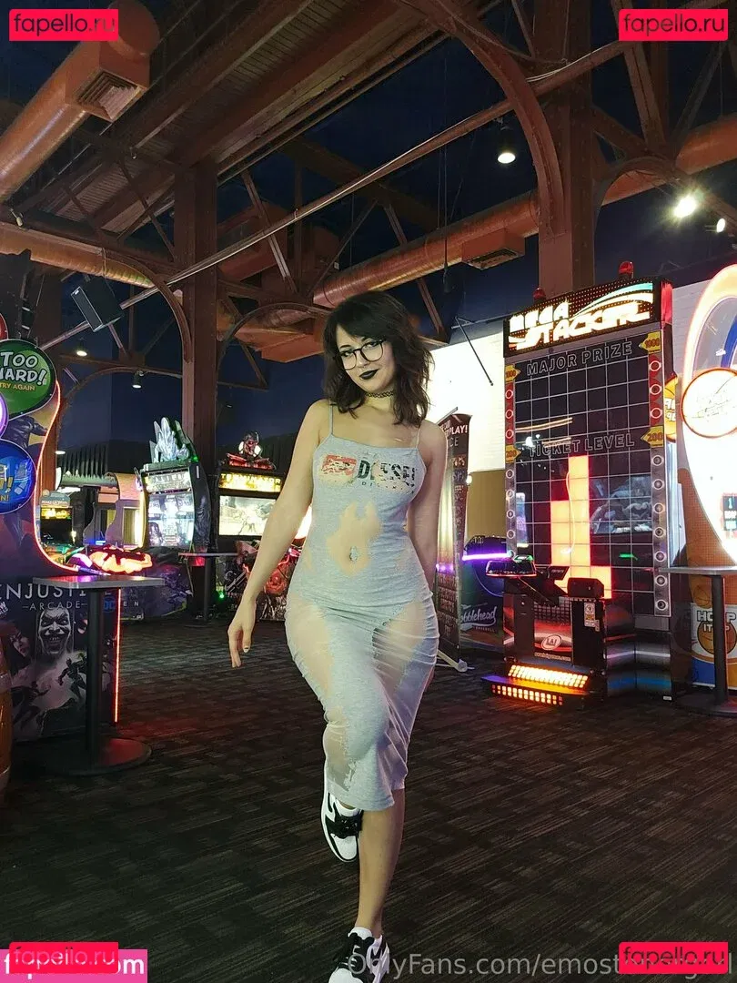 Emostonergorl Onlyfans Photo Gallery 