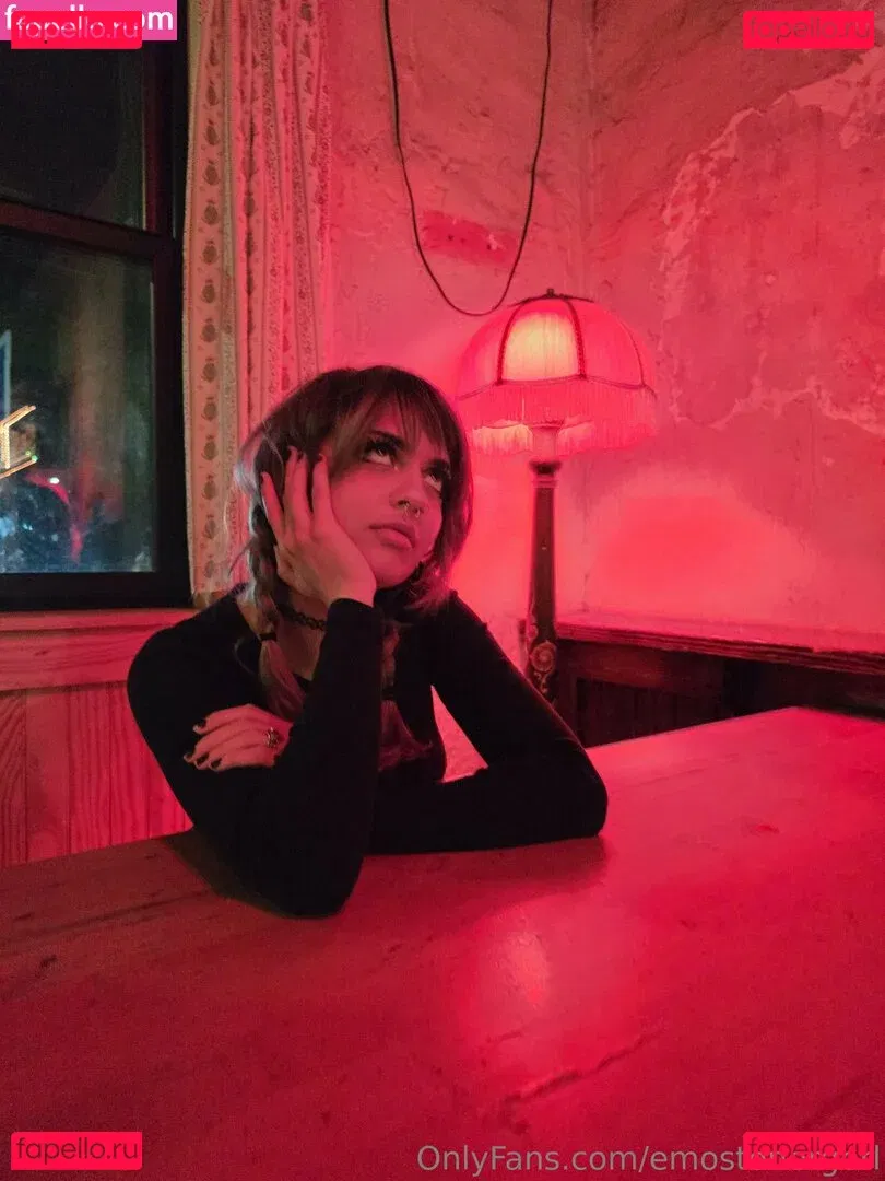 Emostonergorl Onlyfans Photo Gallery 