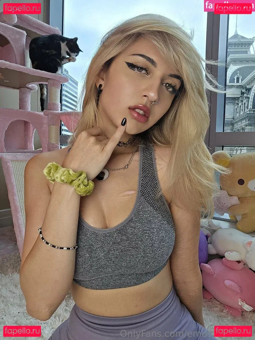 Emostonergorl Onlyfans Photo Gallery 
