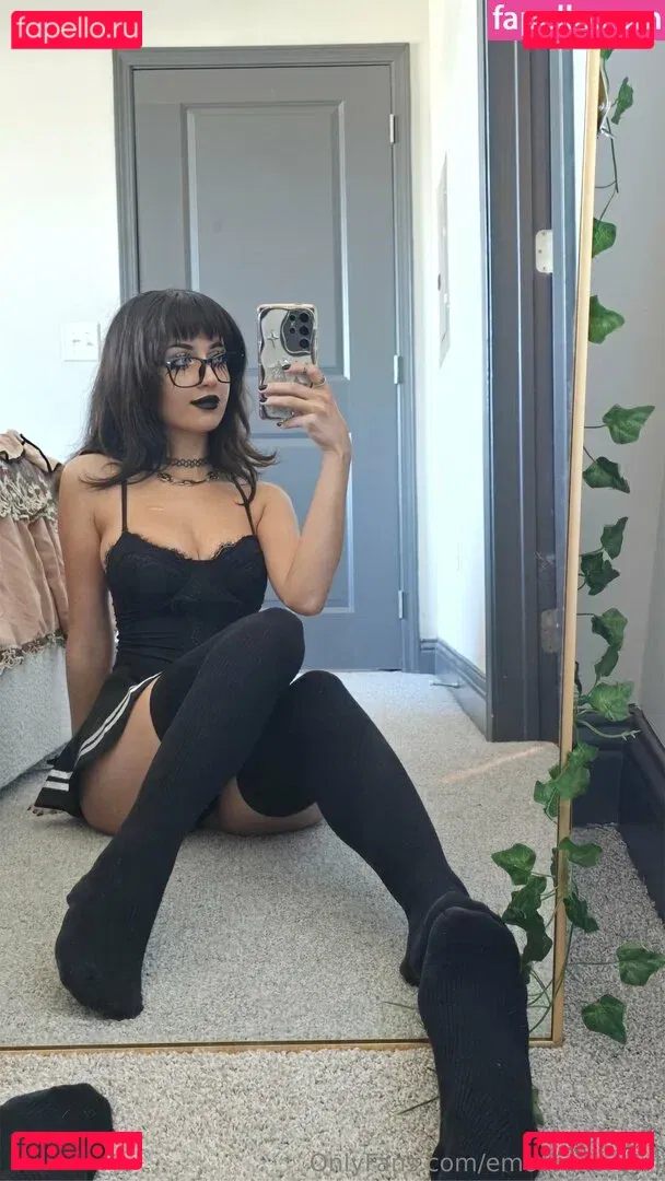 Emostonergorl Onlyfans Photo Gallery 