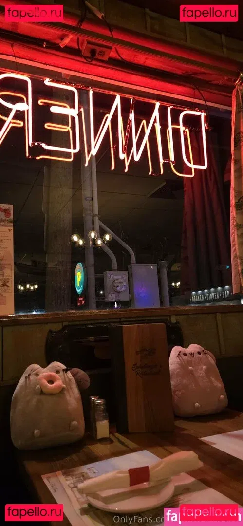 Emostonergorl Onlyfans Photo Gallery 