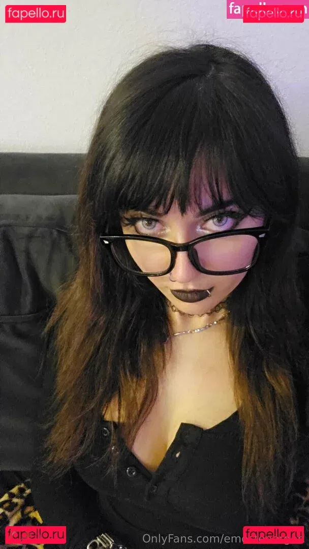 Emostonergorl Onlyfans Photo Gallery 