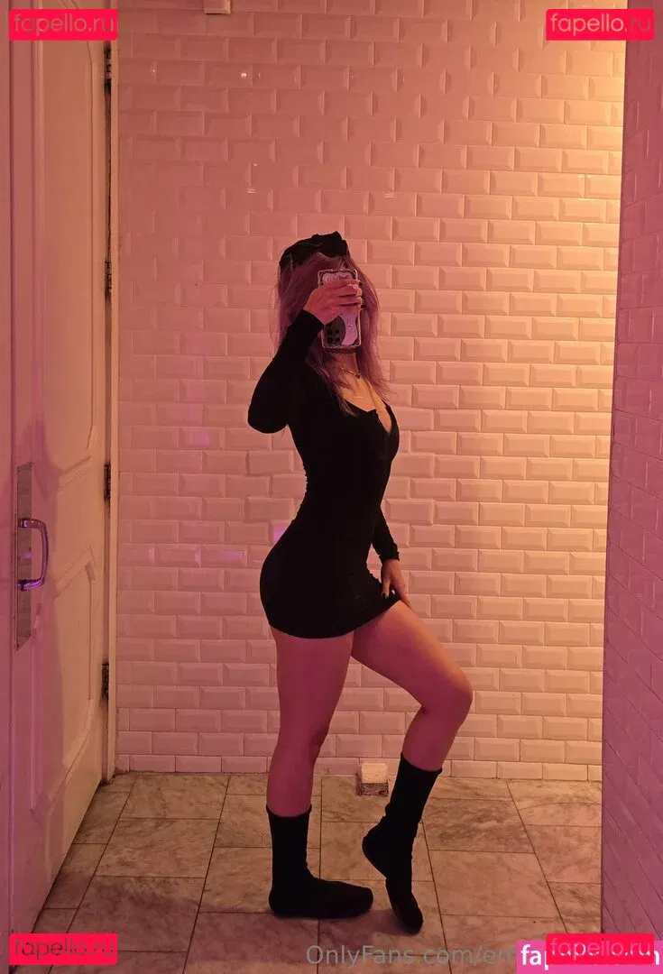 Emostonergorl Onlyfans Photo Gallery 