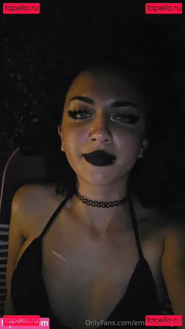 Emostonergorl Onlyfans Photo Gallery 