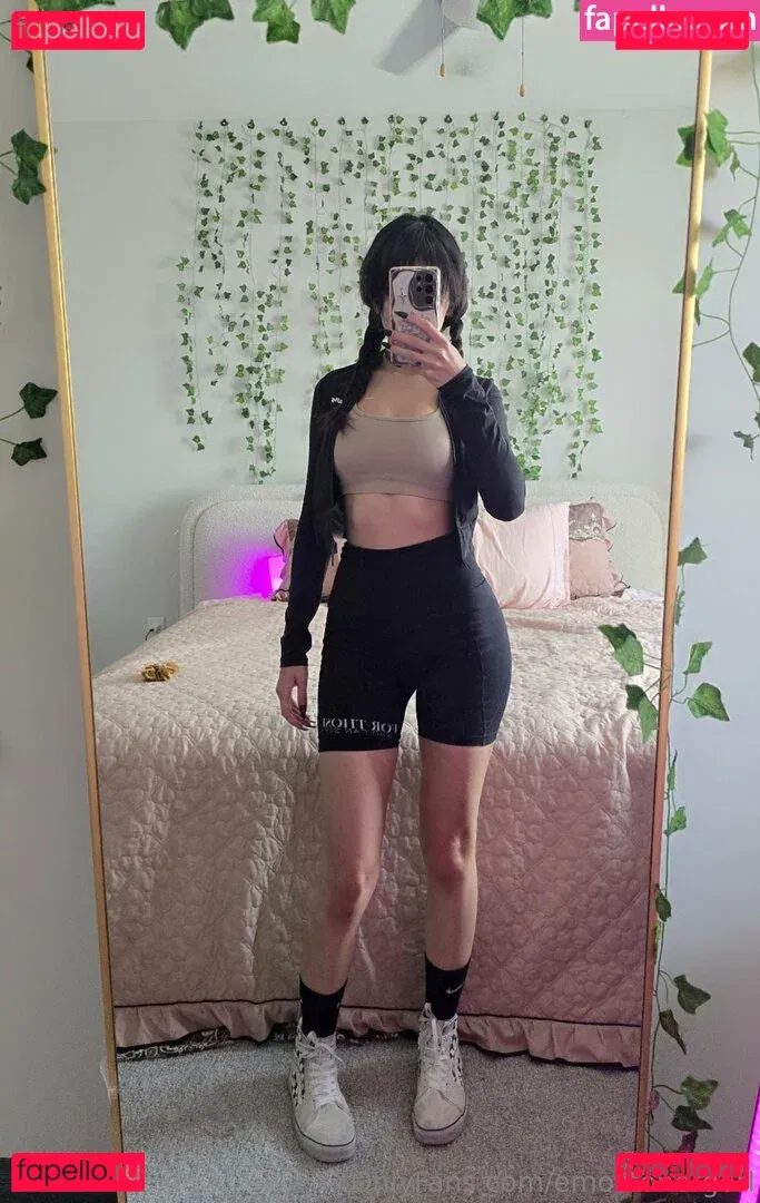 Emostonergorl Onlyfans Photo Gallery 