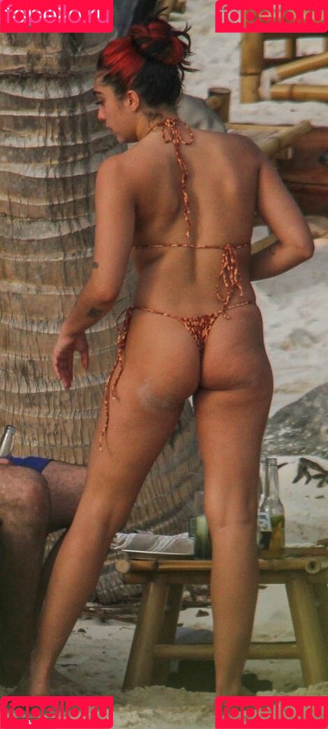 Lorde Onlyfans Photo Gallery 