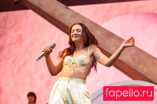 Lorde Onlyfans Photo Gallery 