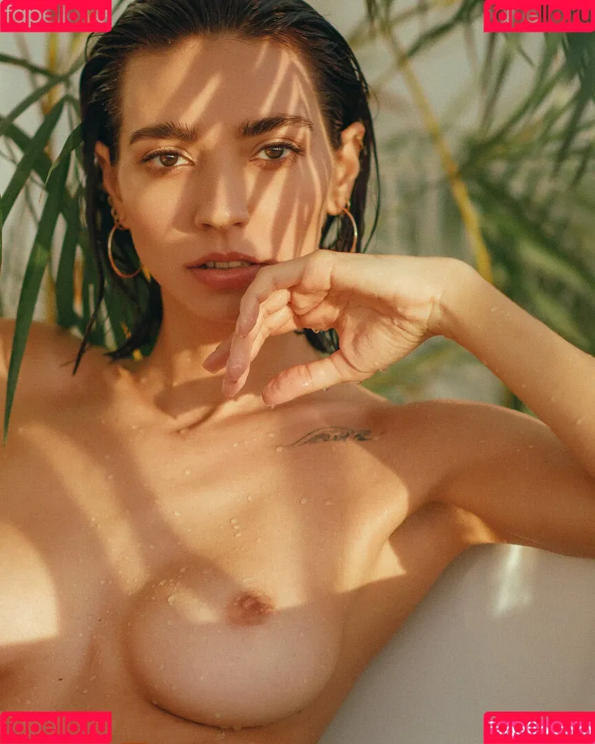 ireenel_ Onlyfans Photo Gallery 