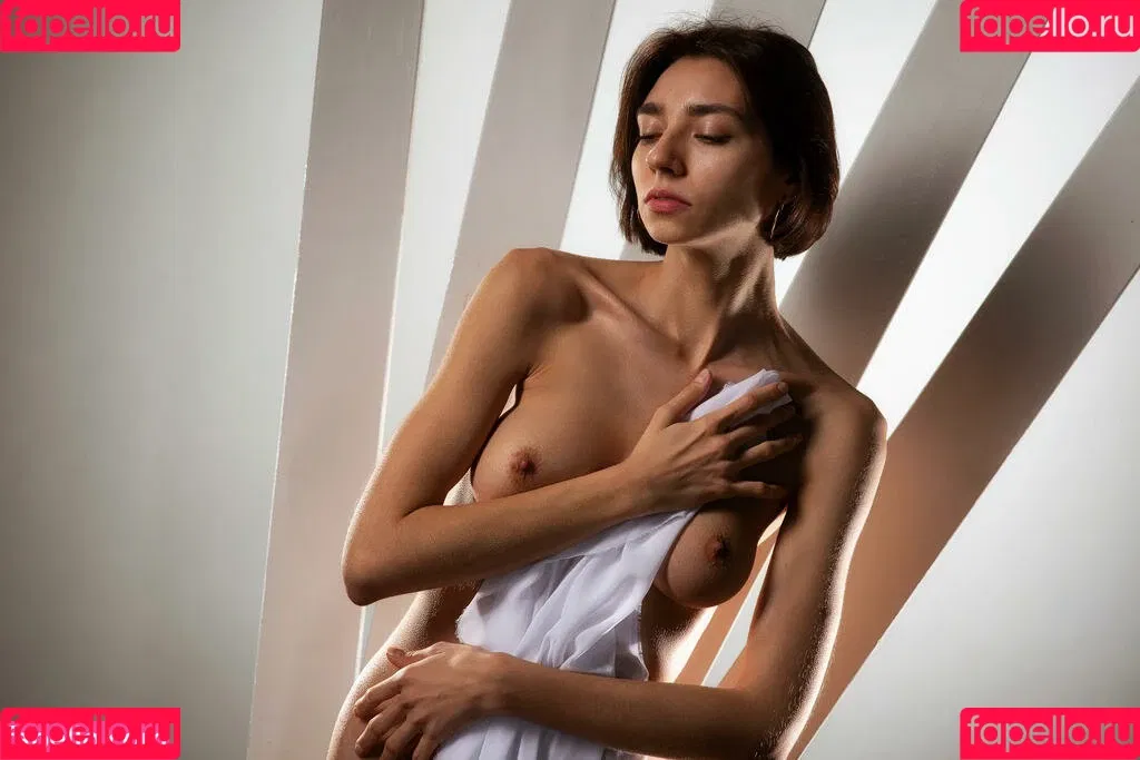 ireenel_ Onlyfans Photo Gallery 