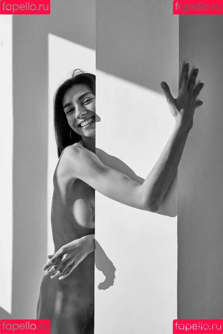ireenel_ Onlyfans Photo Gallery 