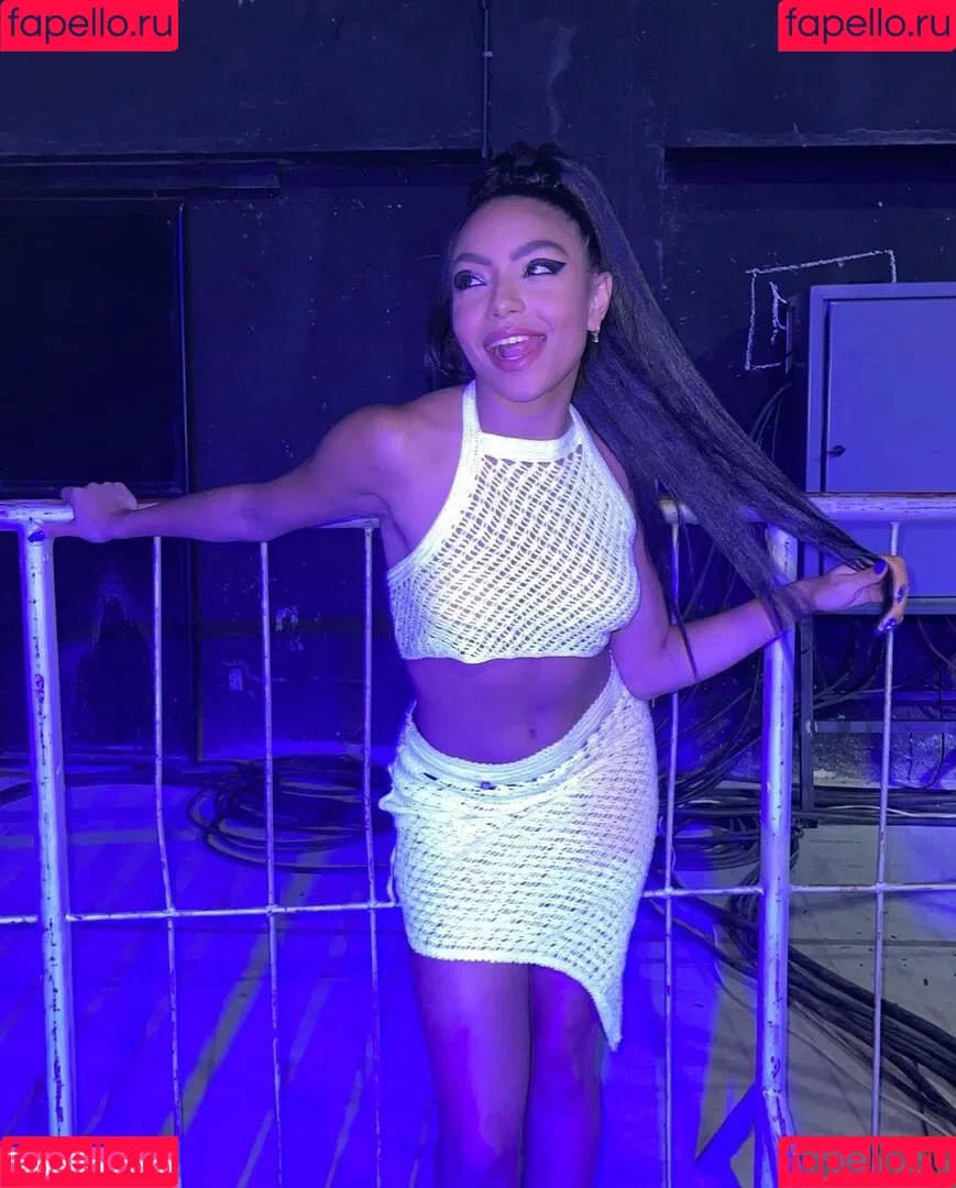 Any Gabrielly Onlyfans Photo Gallery 