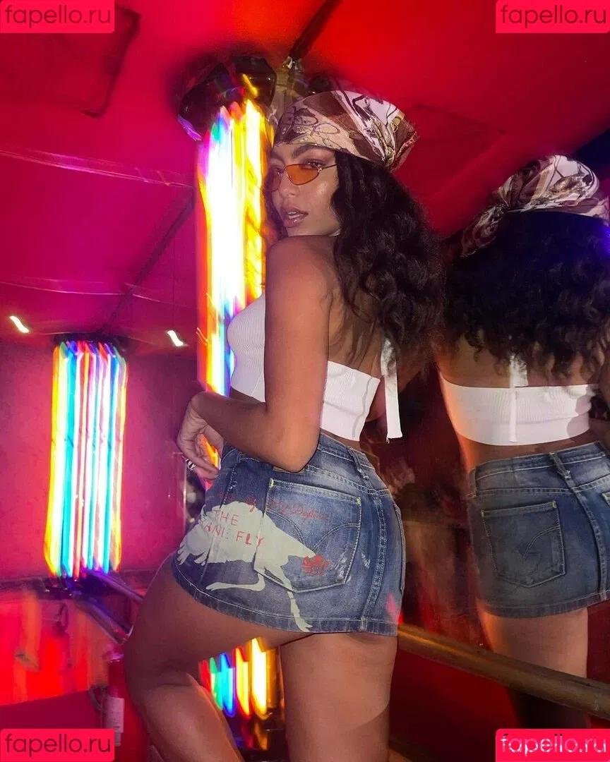 Any Gabrielly Onlyfans Photo Gallery 