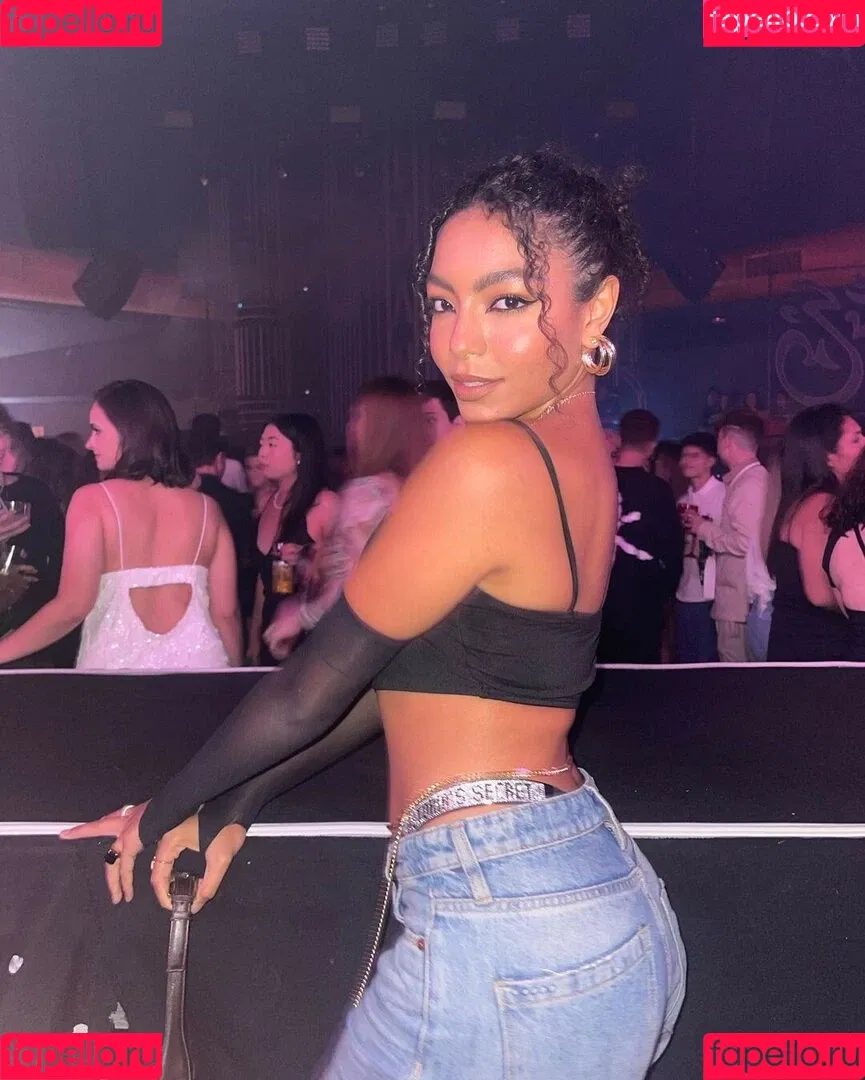 Any Gabrielly Onlyfans Photo Gallery 
