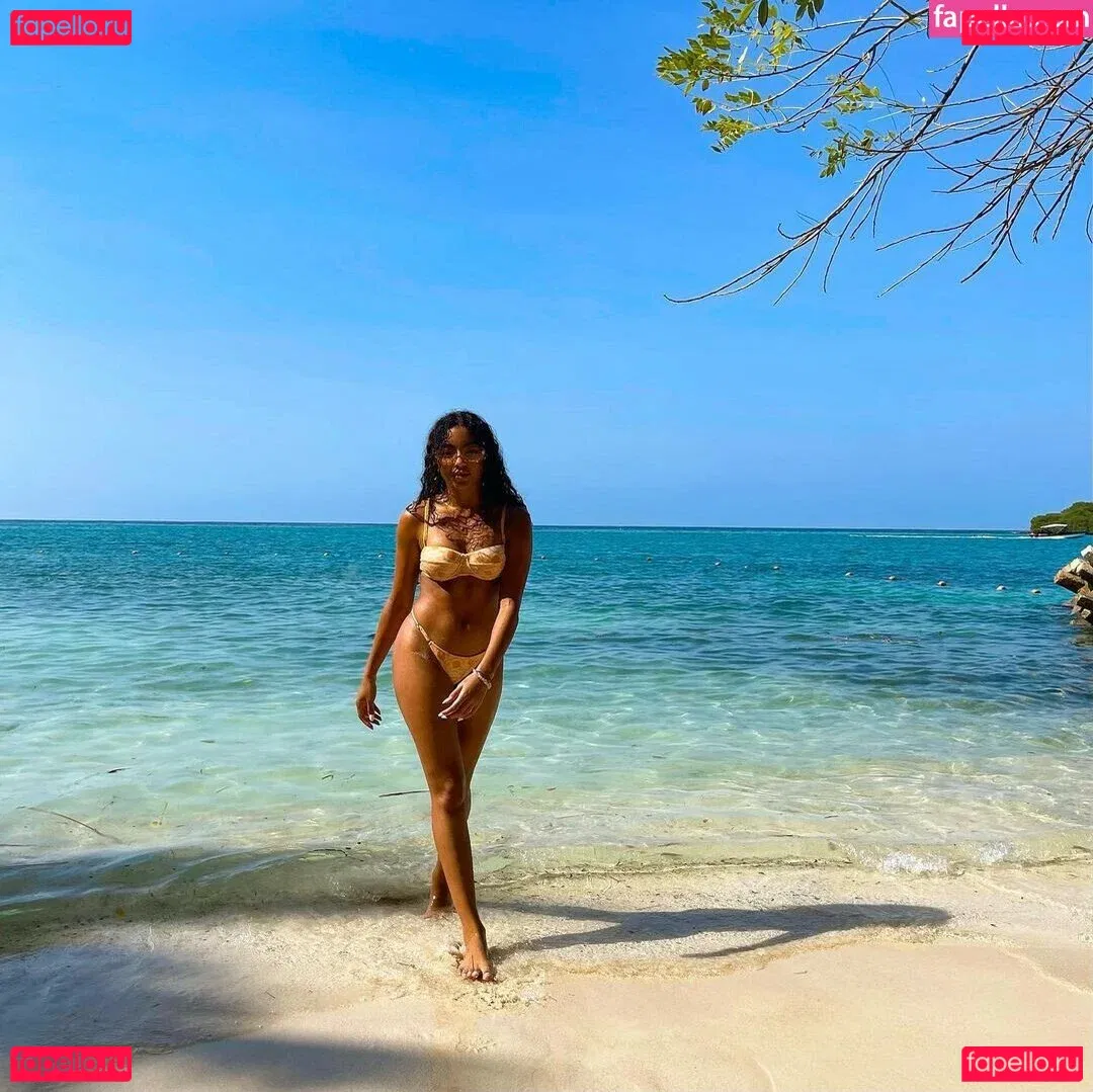 Any Gabrielly Onlyfans Photo Gallery 