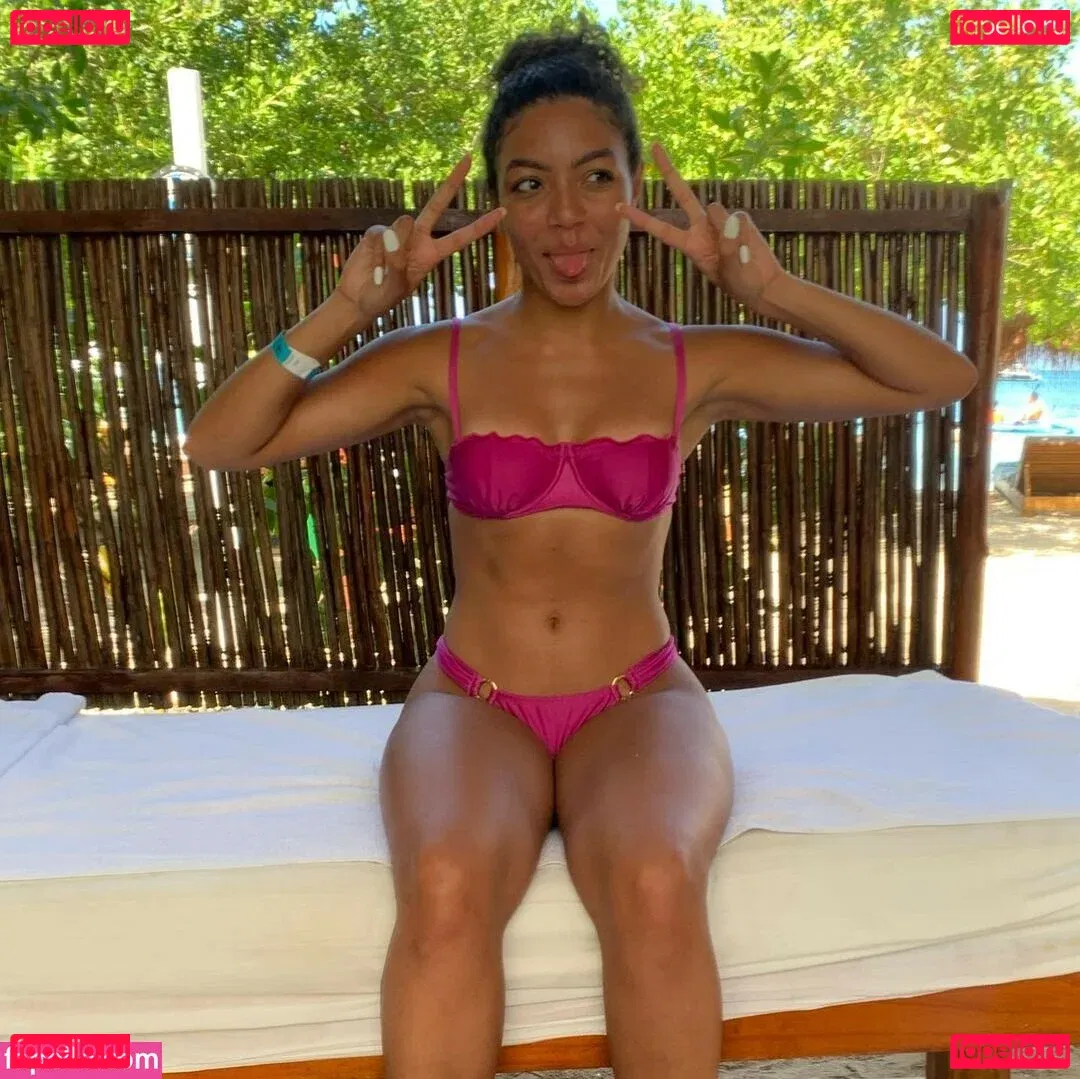 Any Gabrielly Onlyfans Photo Gallery 
