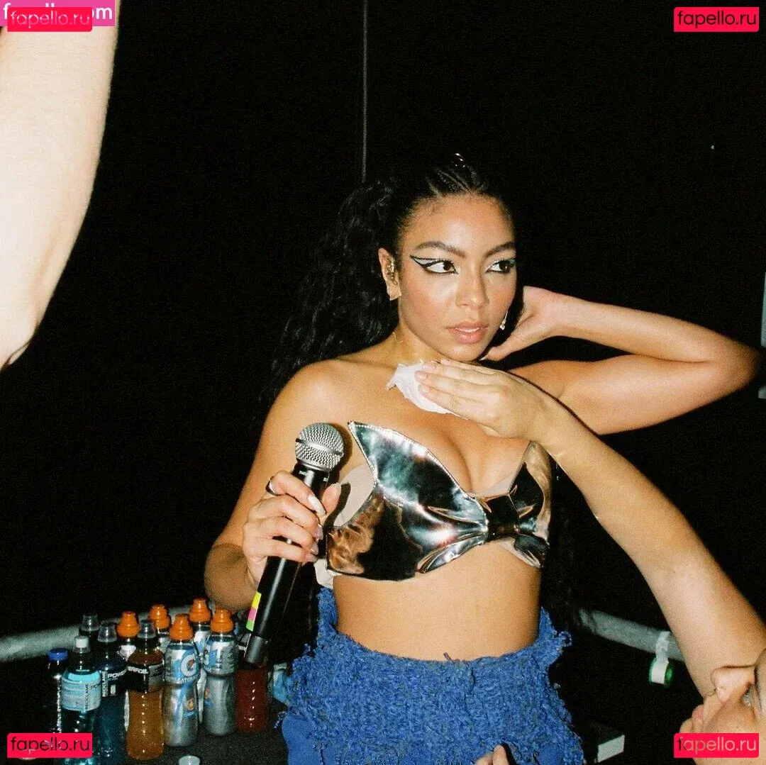 Any Gabrielly Onlyfans Photo Gallery 