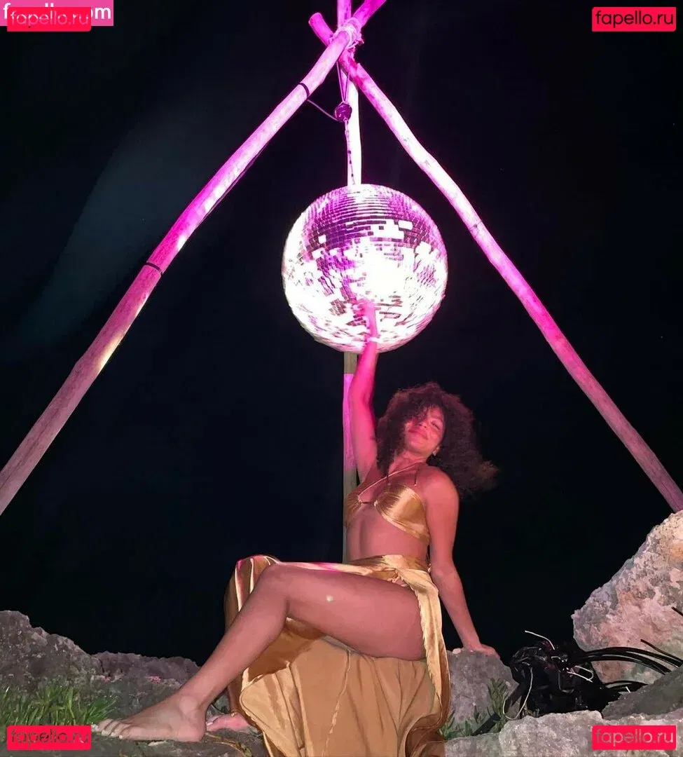 Any Gabrielly Onlyfans Photo Gallery 