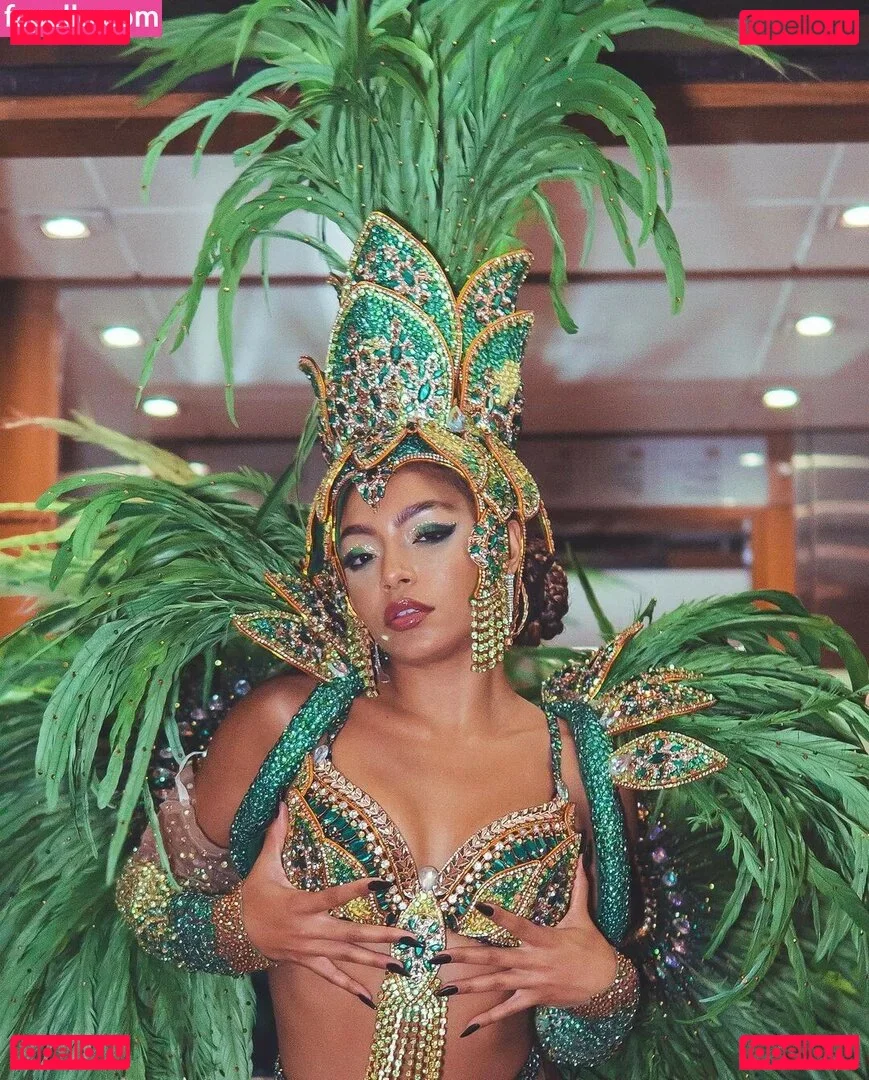 Any Gabrielly Onlyfans Photo Gallery 