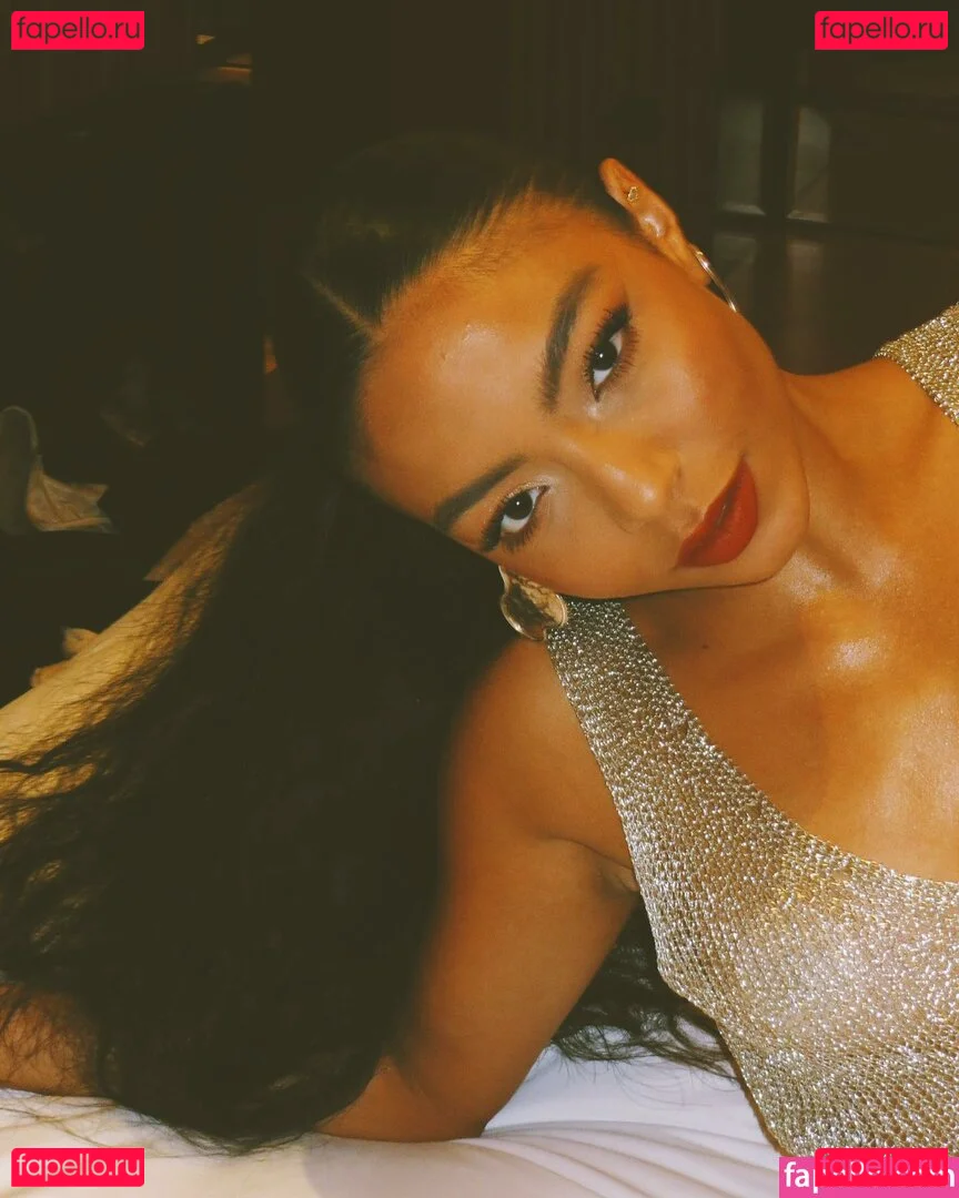 Any Gabrielly Onlyfans Photo Gallery 