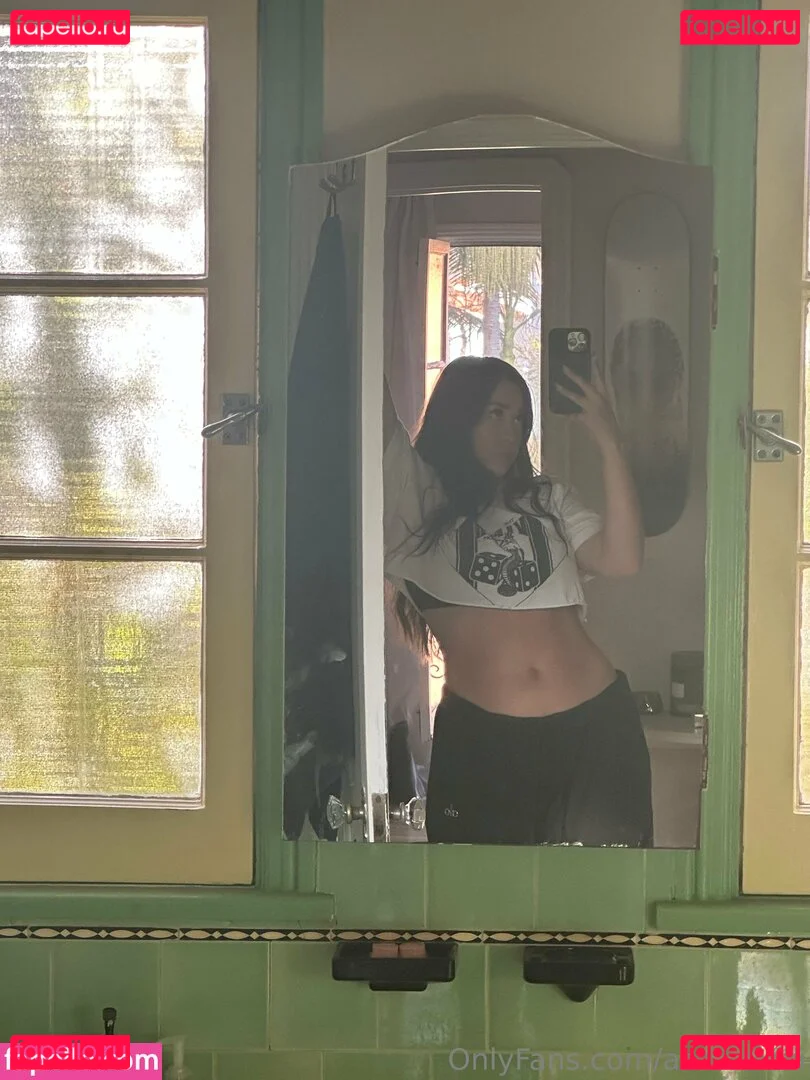 azaliialexi Onlyfans Photo Gallery 