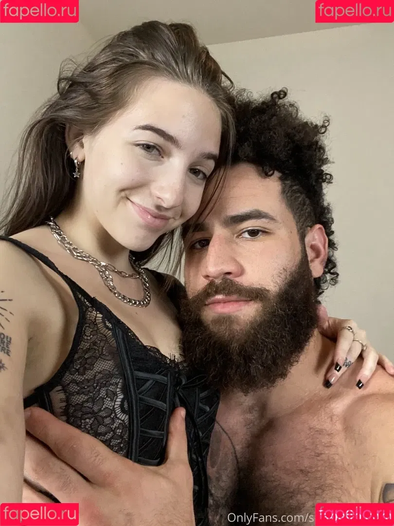 ravengoeswild Onlyfans Photo Gallery 
