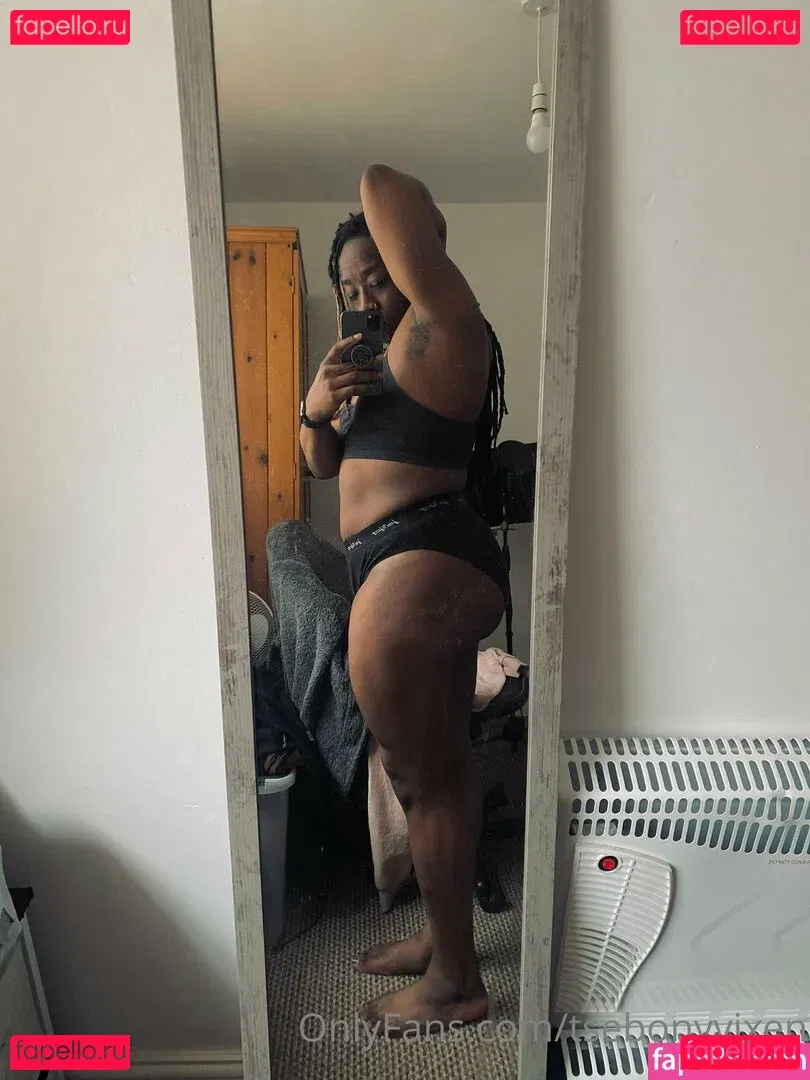 tsebonyvixen Onlyfans Photo Gallery 