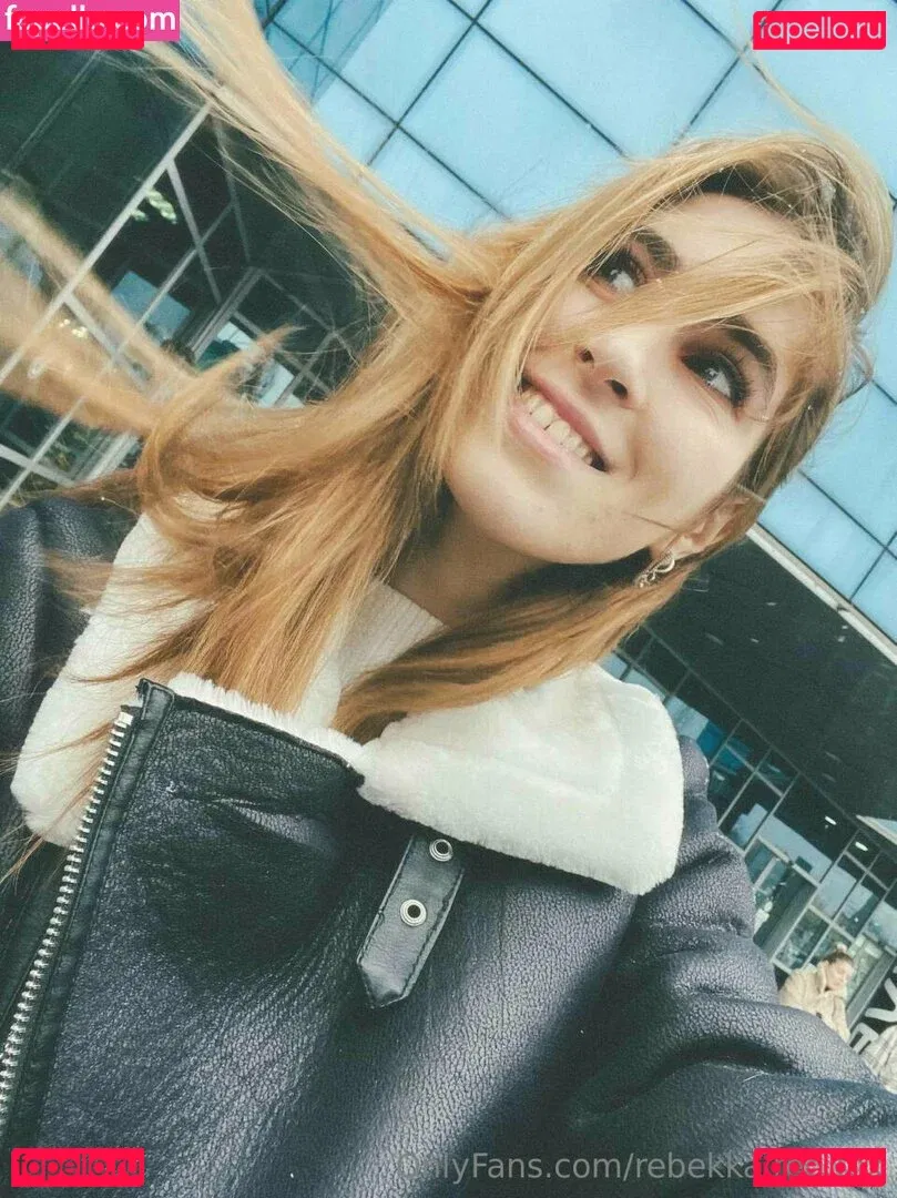 rebekka.red.fox Onlyfans Photo Gallery 