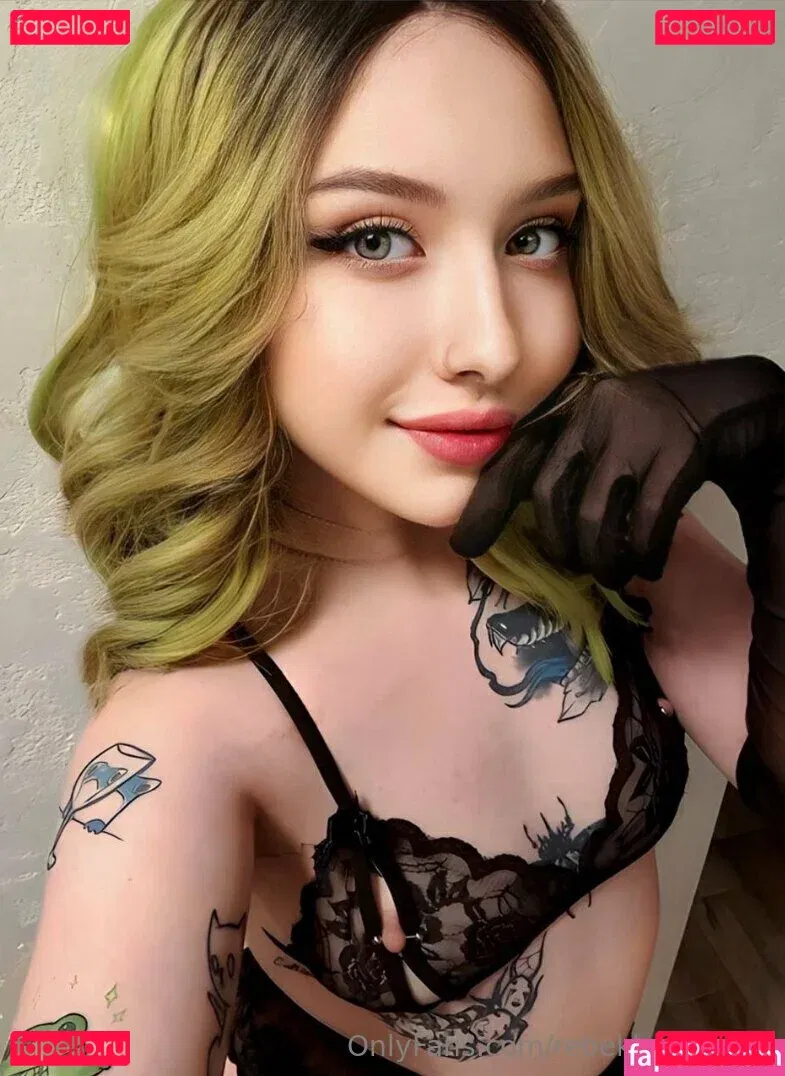 rebekka.red.fox Onlyfans Photo Gallery 