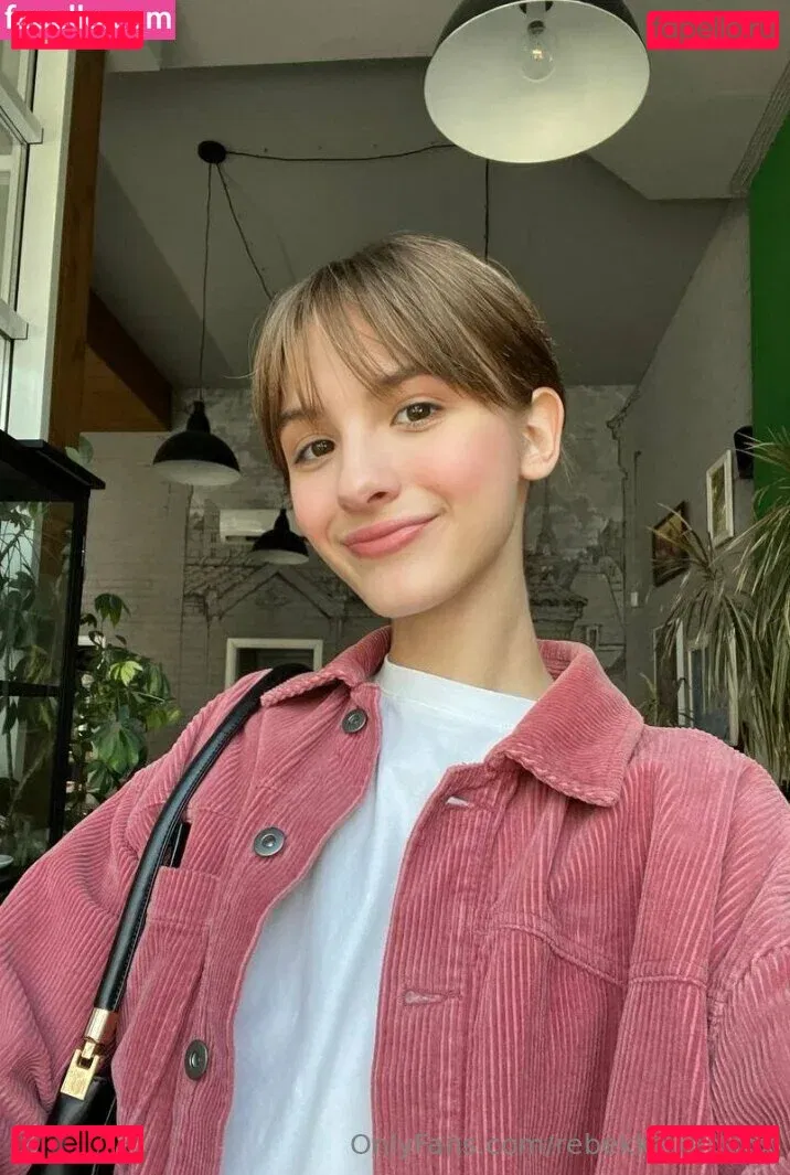 rebekka.red.fox Onlyfans Photo Gallery 