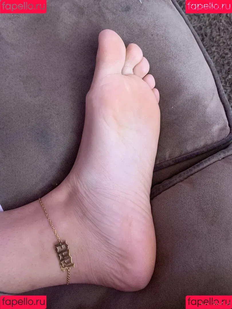 lovelygia Onlyfans Photo Gallery 