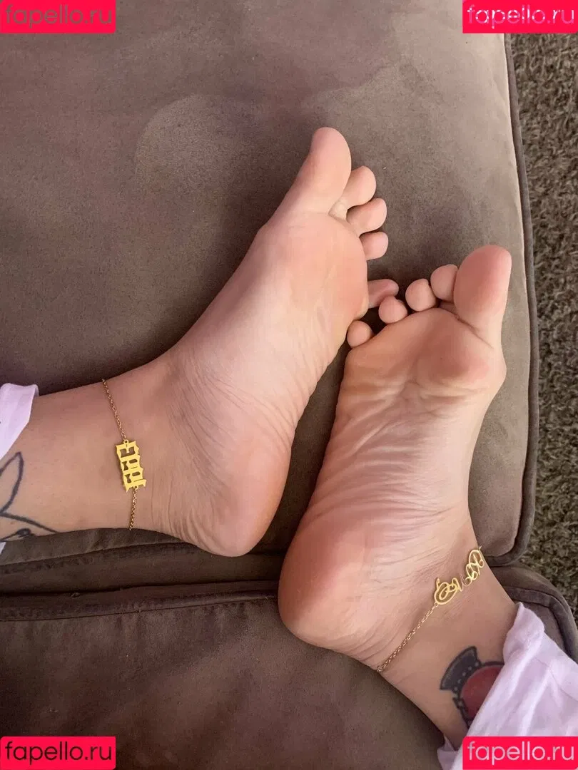 lovelygia Onlyfans Photo Gallery 