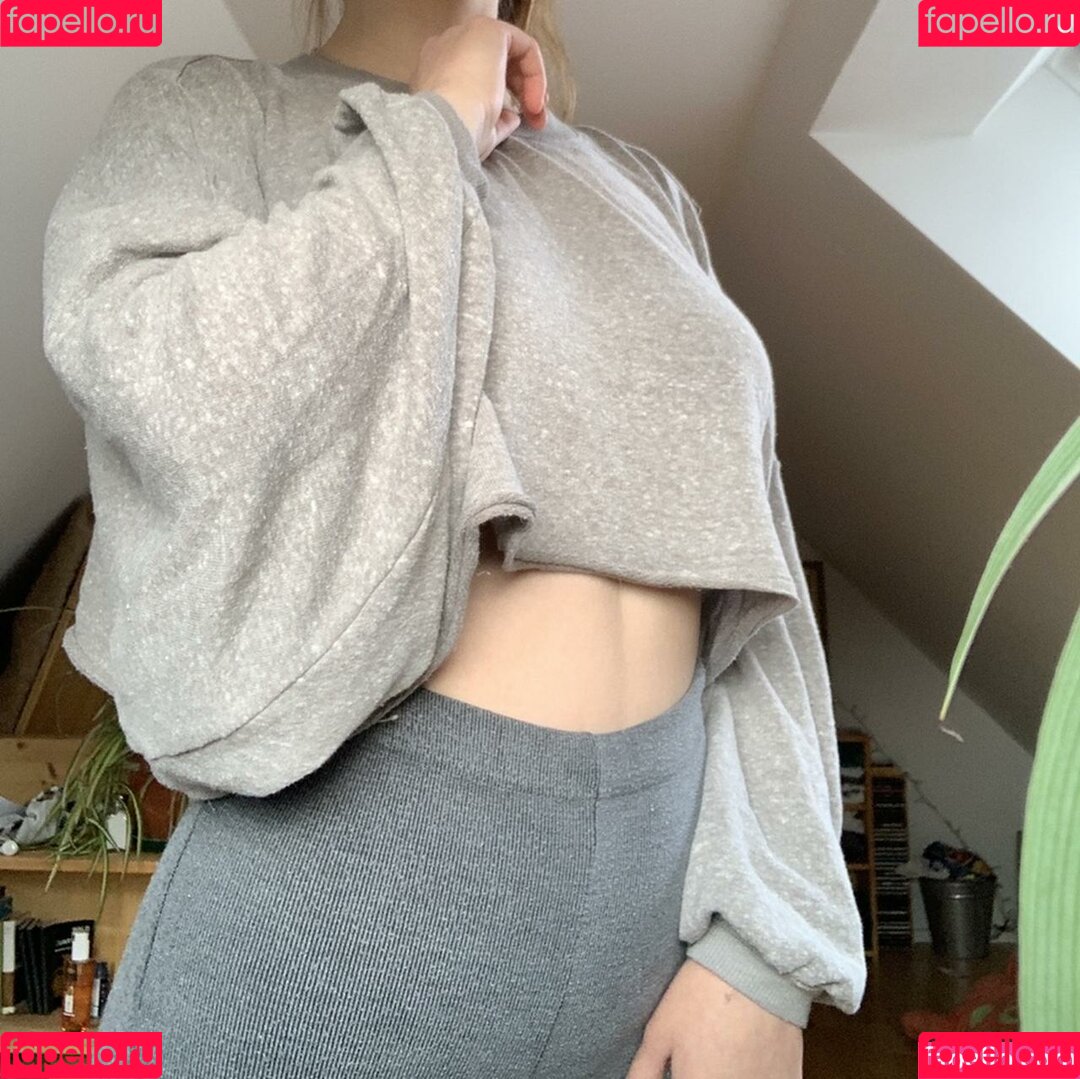 Ariane Ganz Onlyfans Photo Gallery 