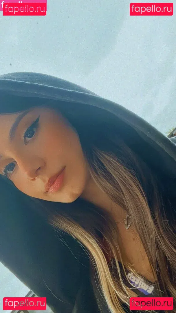 Ingrid Larissa Onlyfans Photo Gallery 