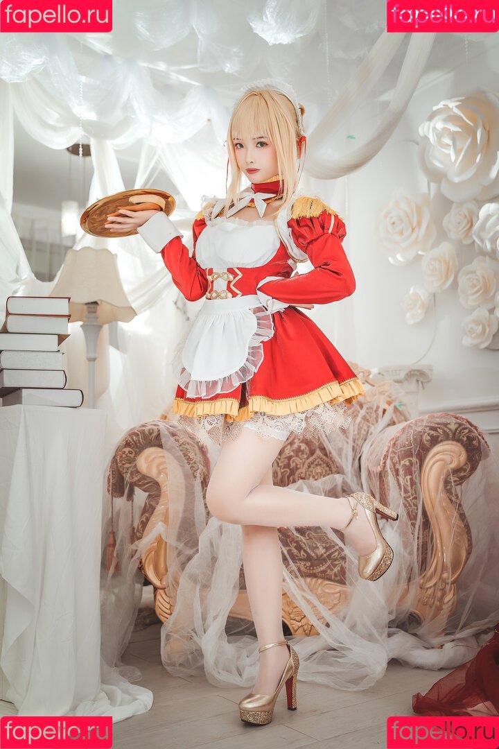 wenwenKira Onlyfans Photo Gallery 