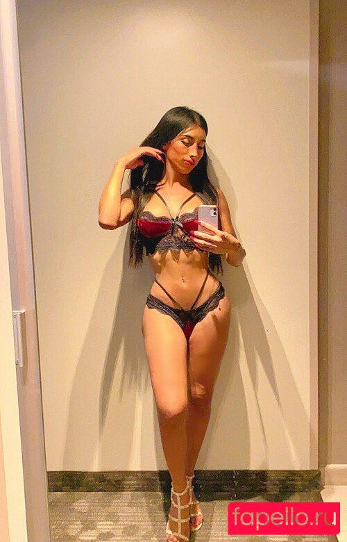 Alexia Lombardi Nude Onlyfans Photo 30